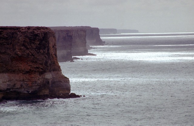 [Image: 18a.jpg]