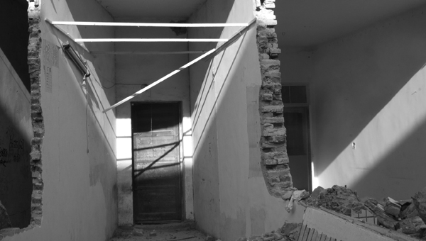 [Image: 63_destructino2bw.jpg]