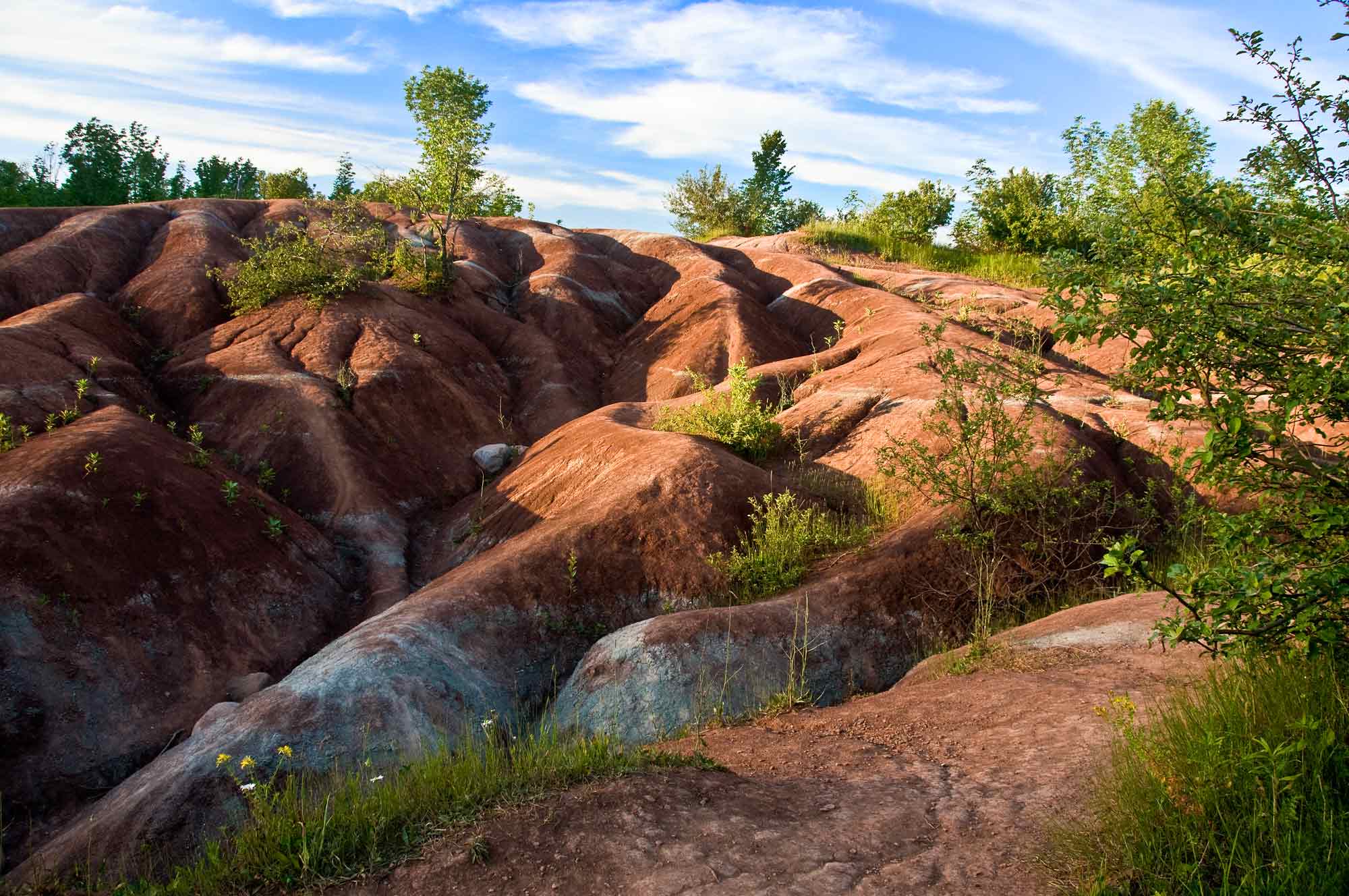 [Image: Badlands-w-sky-July-2008-_DSC5589-04-July-08.jpg]