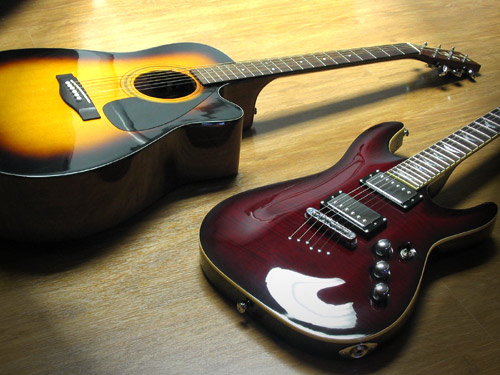 [Image: guitars3.jpg]