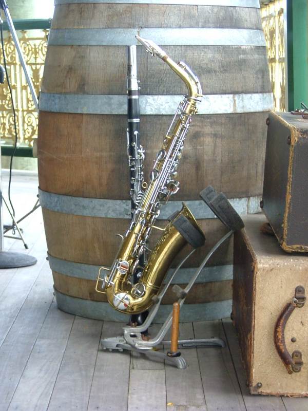 [Image: instrumentandbarrel.JPG]